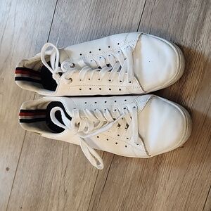 Tommy Hilfiger white shoes